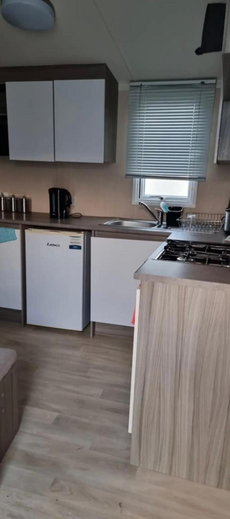 Lido Beach Caravan Prestatyn Exterior foto